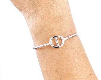 Elegant silver bracelet for women