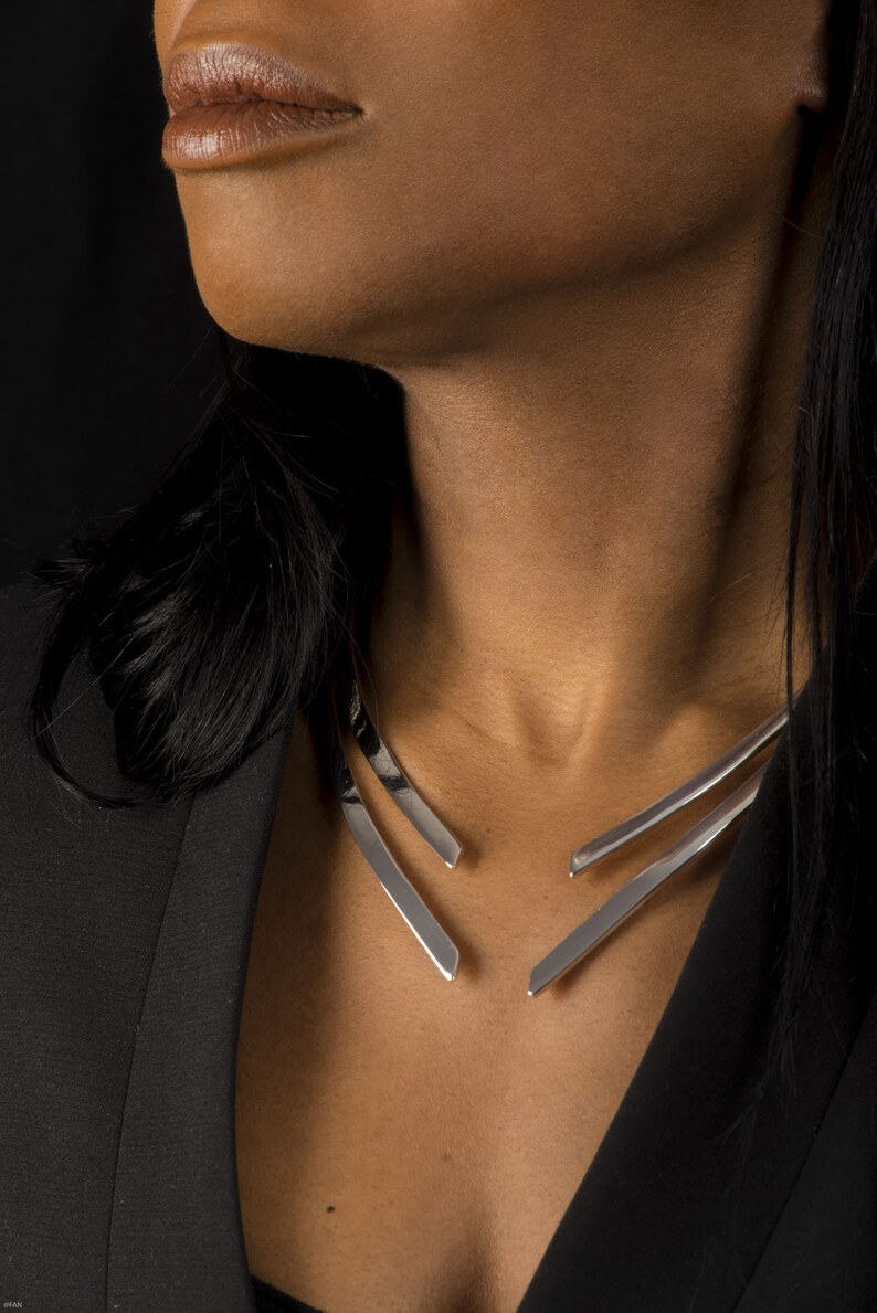 Modern necklace image 3