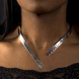 modern necklace Silver