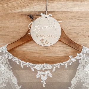 Clothes hanger bride | Trailer | Wedding