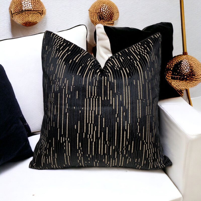 Silk Pillow Case in Gold Pearl