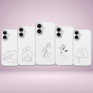 Puede incluir: Cinco fundas blancas para teléfono con diseños de arte lineal negro. Los diseños incluyen un gato durmiendo, dos gatos abrazándose, una mano, un gato con una mariposa y dos gatos sentados juntos. Fondo rosa pálido.