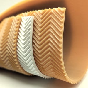 SVIG FISHBONE Rubber Panel / Herringbone Pattern / 4mm / 12x9&quot; / Sole Replacement / Sneaker Sole / Shoe Repair / Shoe Making