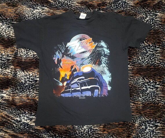 etsy vintage 1990 shirt