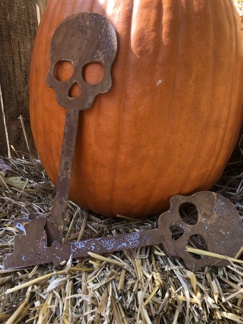 Metal Skeleton Key Halloween Decor Skull Home Decor Etsy