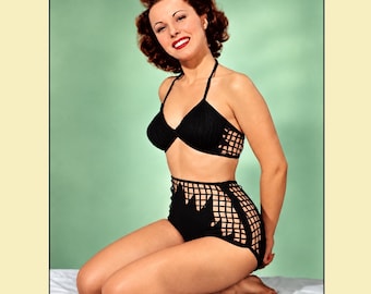 1940s Pin‑Up Girl Print • 8.5x11 Retro Style Vintage Swimsuit Print