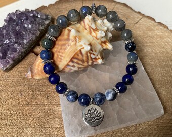 Pulsera de cuentas de piedras preciosas del chakra del tercer ojo, joyería curativa con cuentas de cristal Ajna, pulsera con dije de sodalita, lapislázuli y labradorita, idea de regalo