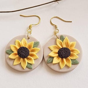 Sonnenblumen Ohrringe aus Polymer-Ton • Handgefertigter Schmuck • Muttertagsgeschenk für Frauen