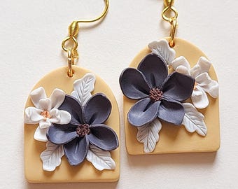Boucles d'oreilles fleurs en pâte polymère, boucles d'oreilles florales bohèmes faites main, cadeau bijoux tendance pour femme