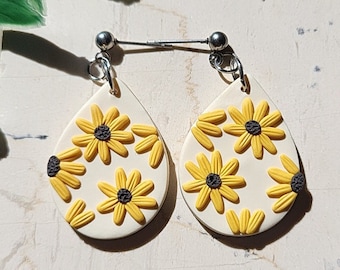 Daisy Earrings, Yellow Floral Polymer Clay Earrings Handmade Jewelry, Gift For Women