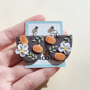 Kürbis Ton Ohrringe Herbst Herbst Schmuck Weiße Blume Ohrringe Handmade Cottagecore Schmuck Geschenk für Frauen