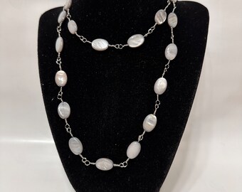 Gray Natural Agate Beaded Oval Shape Single Strand Necklace, 31”