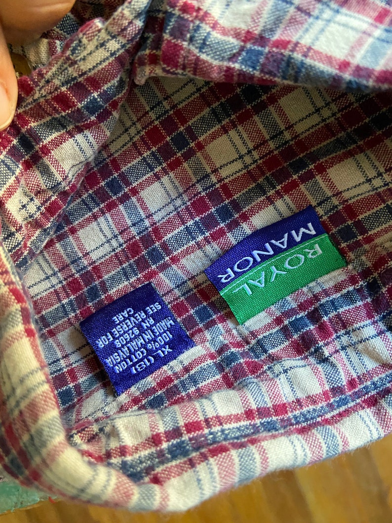 cotton red and blue small plaid button down Please see pics carefully for condition and measurements. PREP /& PLAID Men\u2019s small