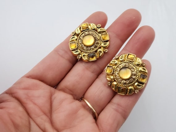 Latest Stud Earring Designs For Women Shop Online – Gehna Shop