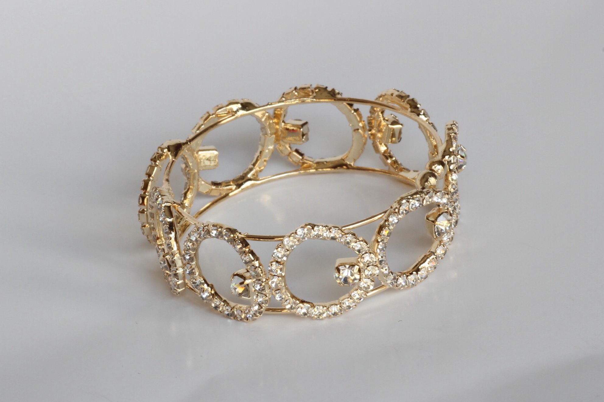 ストーン付きゴールドバングル ストーン付きゴールドバングル キッズゴールドバングル：ライン