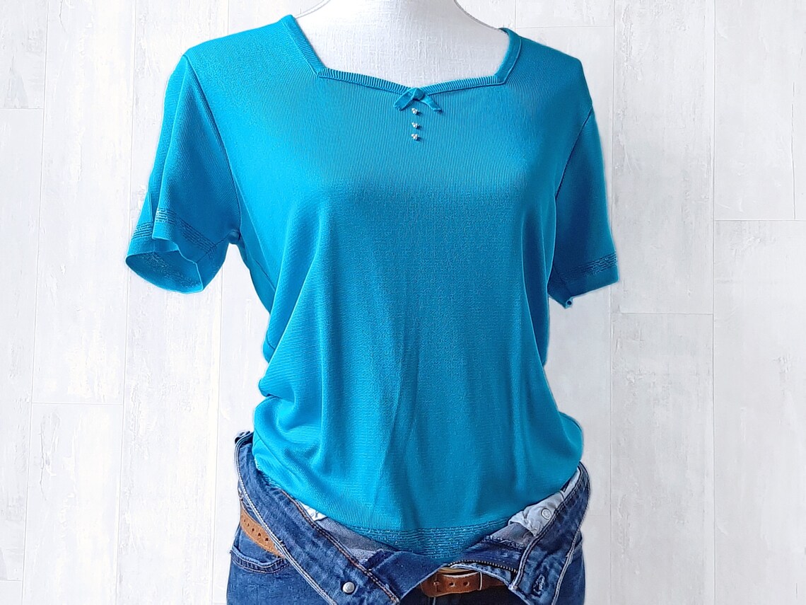 Bright Blue Turquoise Knit Top, 1970s Short Sleeved Knit, 1970s
