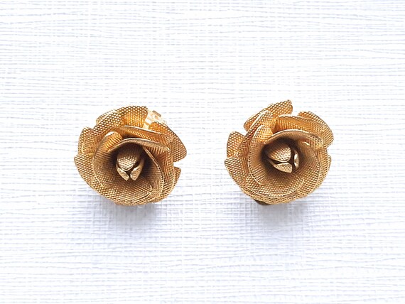 70s Rose Flower Earrings, Pretty 1970s Earrings, … - image 2