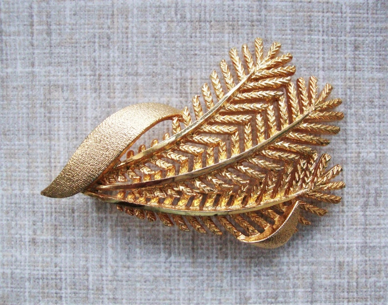 Leaf Sprig Brooch Vtg Leaf Brooch 60s Fern Brooch Gold Fern Etsy UK
