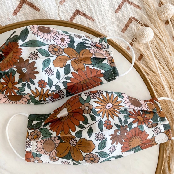 Custom Sizing / Retro Floral 70s Face Mask / 100% cotton / 3 Layers / Pellon Interfacing / Elastic straps / Made in USA / Spoonflower Fabric
