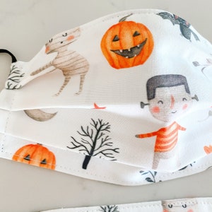 Custom Sizing / HALLOWEEN SPOOKTACULAR Face Mask / 100% cotton / 3 Layers / Pellon Interfacing / Elastic straps / Spoonflower Fabric / USA image 3