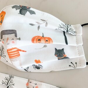 Custom Sizing / HALLOWEEN SPOOKTACULAR Face Mask / 100% cotton / 3 Layers / Pellon Interfacing / Elastic straps / Spoonflower Fabric / USA image 4