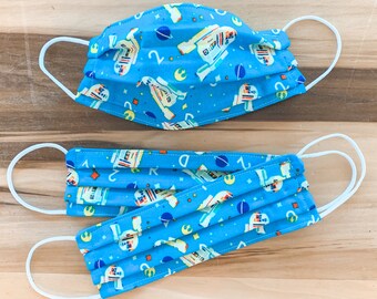 Custom Sizing / Star Wars Kids Face Mask / 100% cotton / Pellon Interfacing / Washable / Reusable / Elastic straps / Made in USA