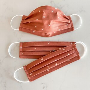 Boho Mini Heart Face Mask / 100% cotton / 3 Layers / Pellon Interfacing / Elastic straps / Made in USA / Spoonflower Fabric