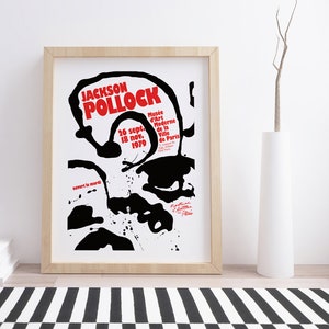 Puede incluir: Un póster en blanco y negro con texto rojo que anuncia una exposición de la obra de Jackson Pollock en el Musée d'Art Moderne de la Ville de Paris. El póster presenta una gran pintura abstracta en blanco y negro al estilo de Jackson Pollock. El texto del póster dice "Jackson Pollock", "Musée d'Art Moderne de la Ville de Paris", "26 sept. 18 nov. 1979", y "ouvert le mardi".