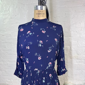 1940s Vintage Blue Floral Cold Dress M Rayon Dress 28&quot;w