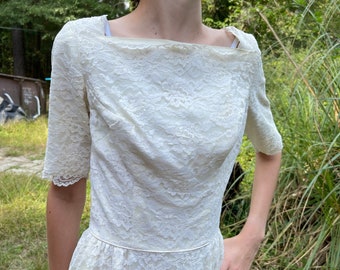 XS Vintage White Lace Dress