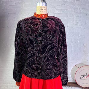 80s Vintage Burgundy Velvet Jacket XL Paisley Print