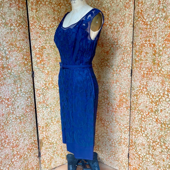 40s 50s Vintage Dress S Blue Flourish Applique Wi… - image 2