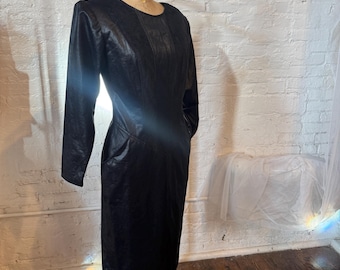 80s Vintage Black Fitted Dress S Basque Waist