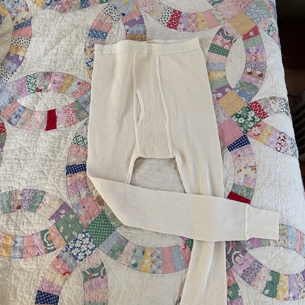 Vintage 90'S JE MORGAN Thermal Long T-shirt, waffle, Made in USA, Men's Size Small cotton pale white type Vintage Second Hand