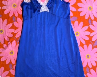 Vintage Dyed Purple Nylon Slip M