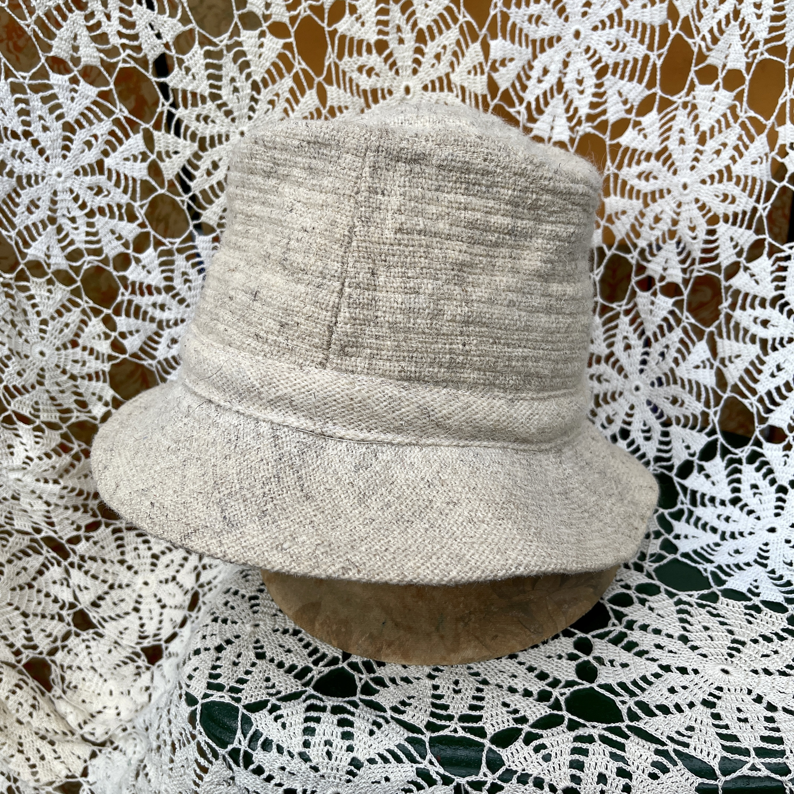 Norm Thompson Walking Hat White Wool Bucket Hat Original Irish