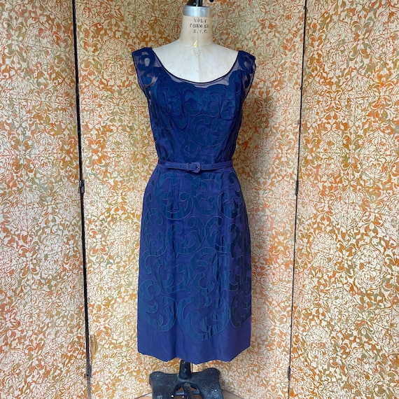 40s 50s Vintage Dress S Blue Flourish Applique Wi… - image 1