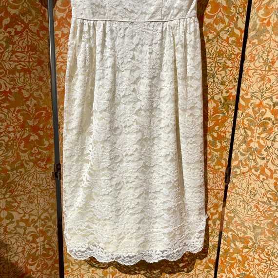 XS Vintage White Lace Dress - image 9