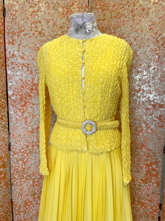 Bright Yellow Ensemble M Pleated Maxi Skirt 1970s… - image 2