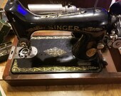 1926 Singer Sewing Machine with Light and Bentwood Case Original Singer Accessories, Manual Pedal Cords Included AMAZING Vintage Singer