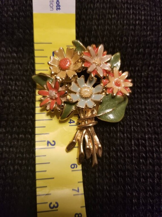 Charming Vintage Enamel Flower Brooch Colorful Bo… - image 5