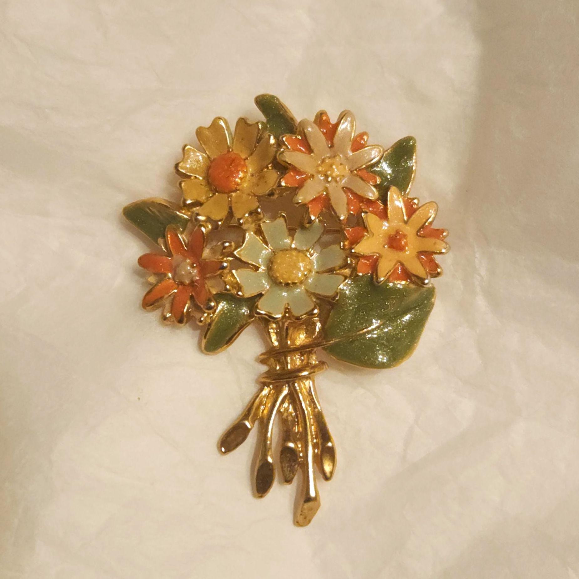 Broche Vintage Dorée En Forme De Bouquet De Fleurs - Signée J2G, Bon État Occasion