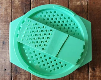 Vintage Tupperware Large Grater 787 & Bowl 786 Jadeite Green 2-Piece Lettuce Cheese Shredder