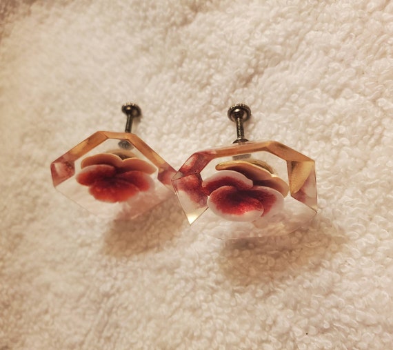 Vintage Lucite Flower Earrings 1950s Floral Lucit… - image 2