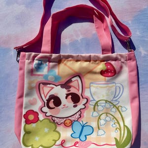 Daisy Mae || Zippered Tote bag
