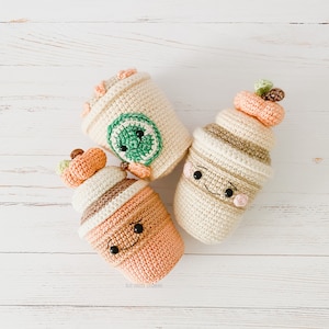 Motif de latte aux épices et à la citrouille au crochet | Amigurumi | Tasse à café | Jouet d'automne | Automne | Peluche | PDF numérique | Jouet pour enfants