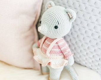 Crochet Mouse Pattern | Star Pattern | Amigurumi | Toy |  Plushie | Digital PDF | Tutorial | Children's Gift