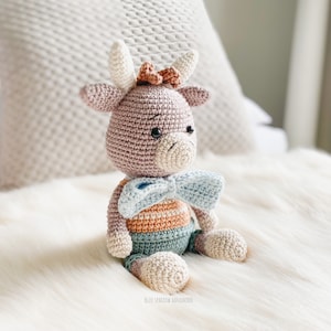 Crochet Bull Pattern | Digital PDF | Amigurumi | Toy | Blue Bow | Animal Plushie Pattern | Farm Animal | Ox