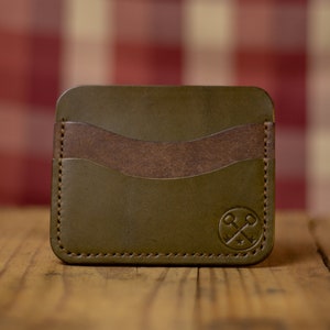 Cartera minimalista de tres bolsillos hecha a mano en cuero italiano