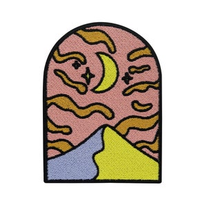 Strykmärke: Retromåne i bergen | Festivaltyger, naturstryköverföring, vintagestrykmärke, måntyg, strykmärke, Äntligen hemma